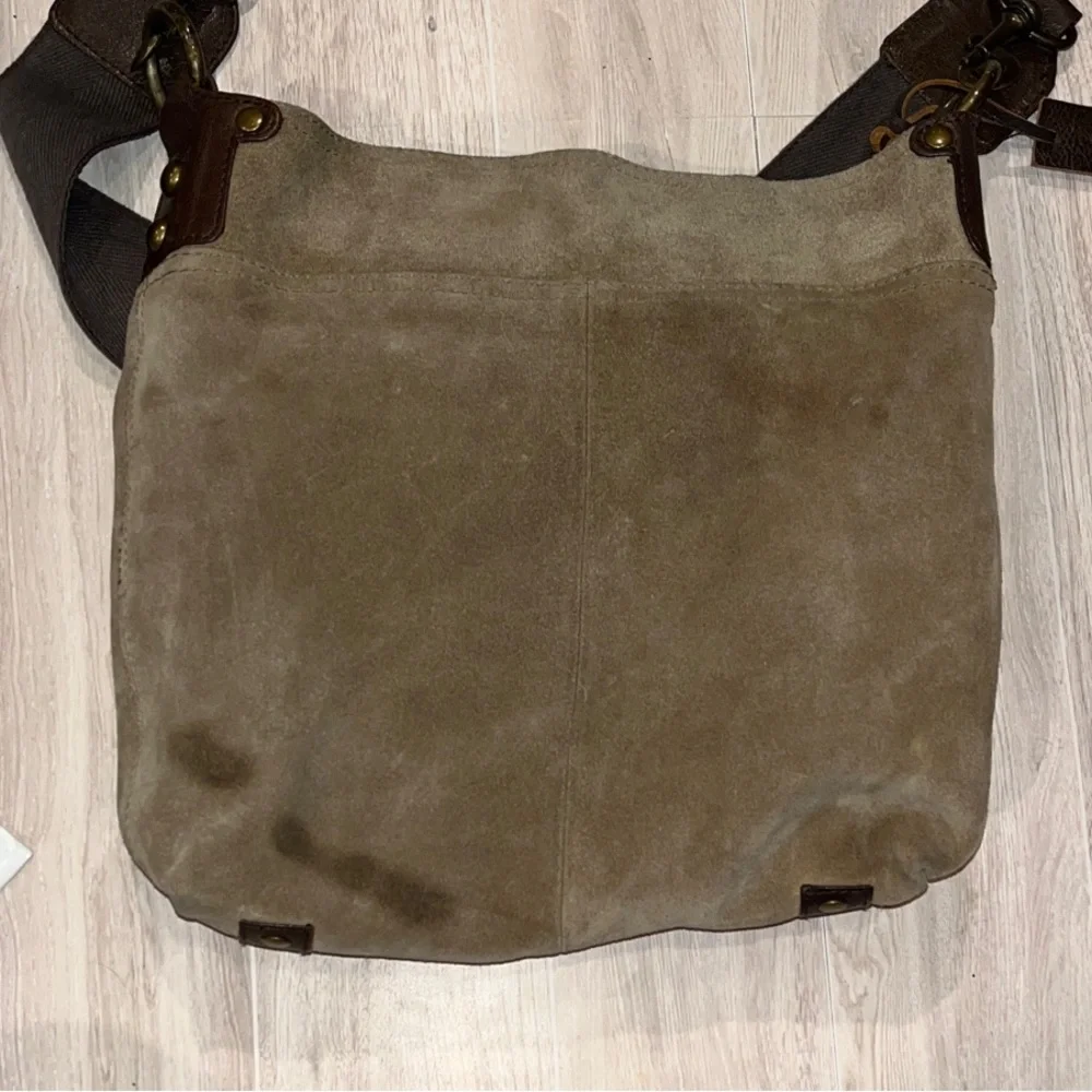 Mi Mu olive green/beige suede unisex Messenger Bag